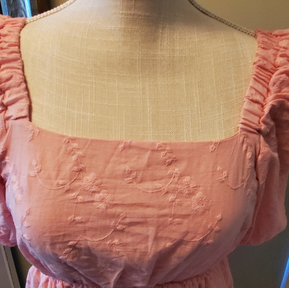 Dress - Picture 2 of 8